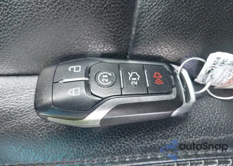 2017 Ford Explorer Xlt z USA, uszkodzony, nr VIN 1FM5K8DH3HGA74851